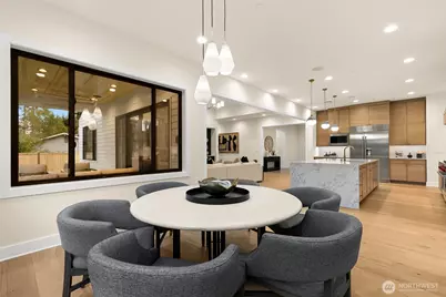 836 130th Avenue NE, Bellevue, WA 98005 - Photo 15