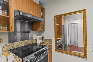 711 E Denny Way, Seattle, WA 98122 - Photo 11