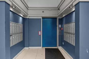 711 E Denny Way, Seattle, WA 98122 - Photo 3