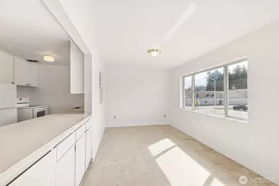 527 E First Street, Port Angeles, WA 98362 - Photo 9
