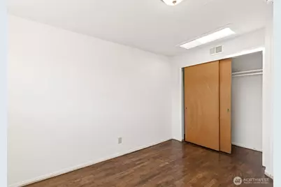 527 E First Street, Port Angeles, WA 98362 - Photo 7