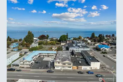 527 E First Street, Port Angeles, WA 98362 - Photo 15