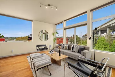 2960 Eastlake Avenue E #403, Seattle, WA 98102 - Photo 1