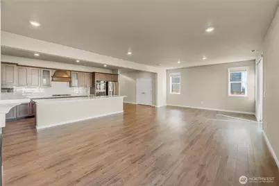 20416 SE 257th St, Covington, WA 98042 - Photo 11