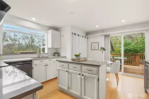 14809 NE 9th Pl, Bellevue, WA 98007 - Photo 11