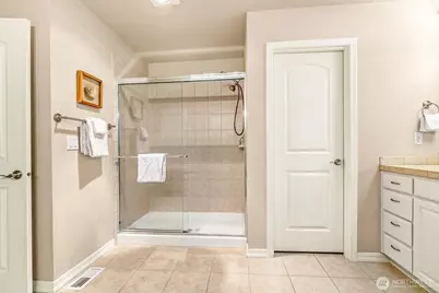 21206 37th Avenue SE, Bothell, WA 98021 - Photo 29