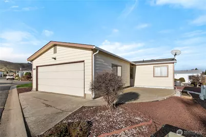 1610 Twin Peaks Drive, Wenatchee, WA 98801 - Photo 33