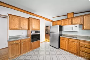 1610 Twin Peaks Dr, Wenatchee, WA 98801 - Photo 9