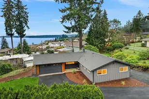 11203 Hallstrom Dr NW, Gig Harbor, WA 98332 - Photo 3