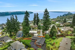 11203 Hallstrom Dr NW, Gig Harbor, WA 98332 - Photo 5