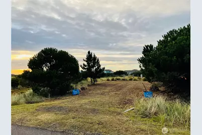 437 S Bel Air Loop, Ocean Shores, WA 98569 - Photo 1
