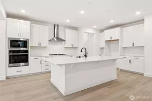 10673 Treasure Dr NW, Silverdale, WA 98383 - Photo 9