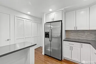 10 143rd Avenue SE #4, Bellevue, WA 98007 - Photo 13