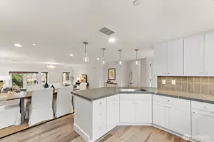 745 Bellevue Ave E, Seattle, WA 98102 - Photo 17