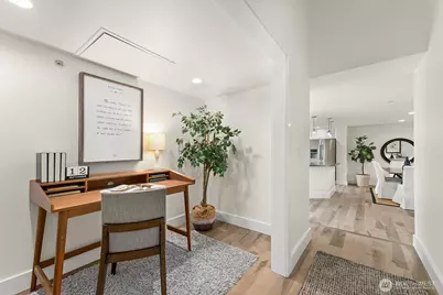 745 Bellevue Avenue E #401, Seattle, WA 98102 - Photo 19