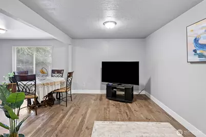 412 E 78th Street, Tacoma, WA 98404 - Photo 9