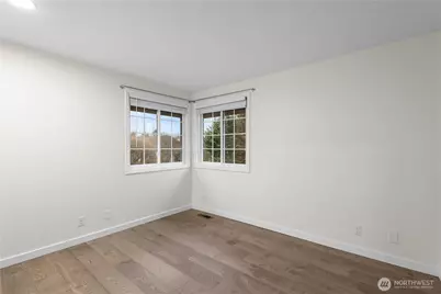 9713 S 204th Court, Kent, WA 98031 - Photo 17