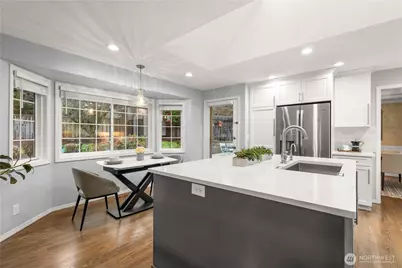 9713 S 204th Court, Kent, WA 98031 - Photo 11