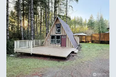 550 E Trails End Drive, Belfair, WA 98528 - Photo 1