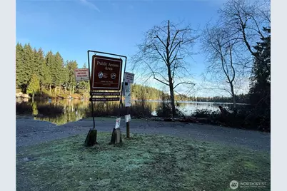 550 E Trails End Drive, Belfair, WA 98528 - Photo 9