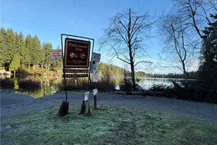 550 E Trails End Dr, Belfair, WA 98528 - Photo 9