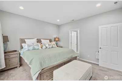 18106 151st Street E, Bonney Lake, WA 98391 - Photo 21