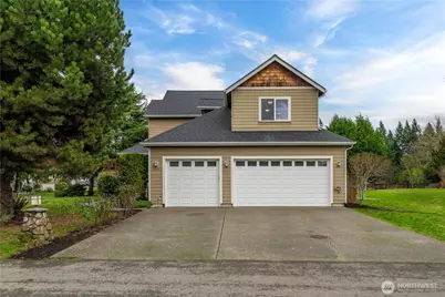 2205 215th Avenue E, Lake Tapps, WA 98391 - Photo 31