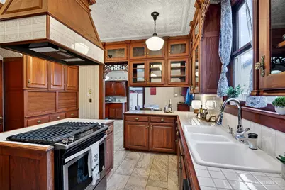 615 N Pearl Street, Centralia, WA 98531 - Photo 13