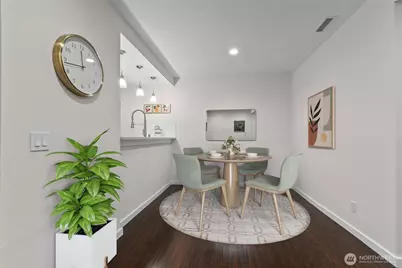 7481 Old Redmond Road #421, Redmond, WA 98052 - Photo 5