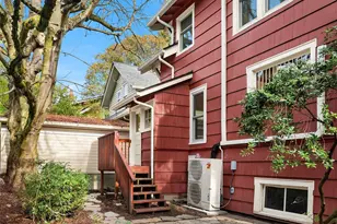 4511 1st Ave NE, Seattle, WA 98105 - Photo 29