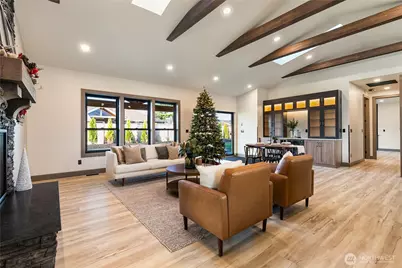 8227 Comox Road, Blaine, WA 98230 - Photo 11