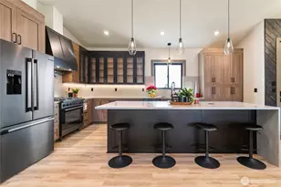 8227 Comox Rd, Blaine, WA 98230 - Photo 9