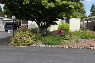 823 Cottonwood Dr, Enumclaw, WA 98022 - Photo 7