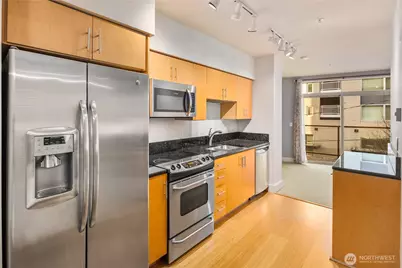 5650 24th Avenue NW #314, Seattle, WA 98107 - Photo 3