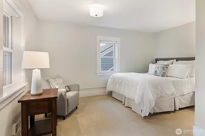 6311 Brooklyn Avenue NE, Seattle, WA 98115 - Photo 13