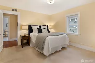 6311 Brooklyn Ave NE, Seattle, WA 98115 - Photo 15