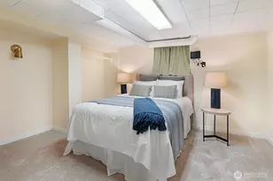 6311 Brooklyn Ave NE, Seattle, WA 98115 - Photo 19