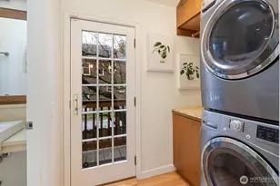 6311 Brooklyn Ave NE, Seattle, WA 98115 - Photo 11