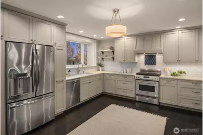 914 22nd Avenue E, Seattle, WA 98112 - Photo 17