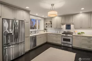 914 22nd Ave E, Seattle, WA 98112 - Photo 17