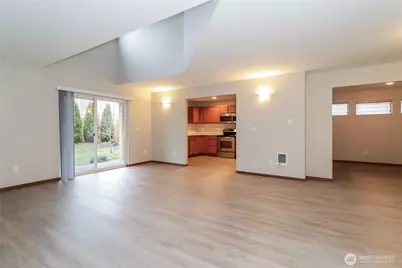 1424 202nd Street Ct E, Spanaway, WA 98387 - Photo 3