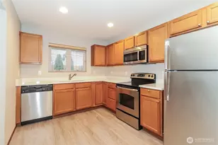 1424 202nd St Ct E, Spanaway, WA 98387 - Photo 7