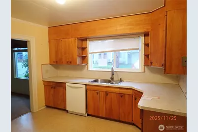 102 W Emerson Avenue, Hoquiam, WA 98550 - Photo 11