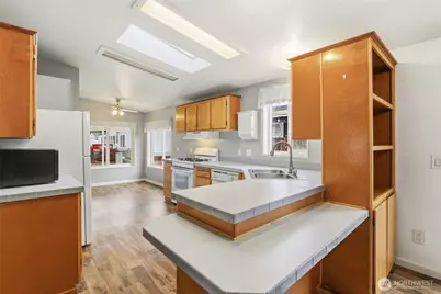 15400 SE 155th Street #49, Renton, WA 98058 - Photo 11