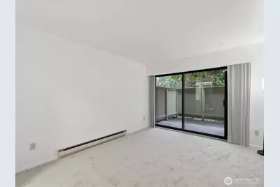 8835 166th Avenue NE #D102, Redmond, WA 98052 - Photo 23