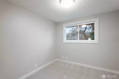 9228 Yakima Avenue, Tacoma, WA 98444 - Photo 13