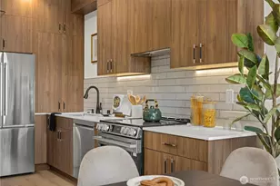 363 NW 76th St, Seattle, WA 98117 - Photo 9