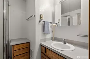 250 NE Panther Lake Rd, Bremerton, WA 98312 - Photo 13