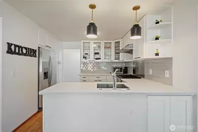 310 NE 161st Street, Shoreline, WA 98155 - Photo 15