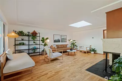 310 NE 161st Street, Shoreline, WA 98155 - Photo 11